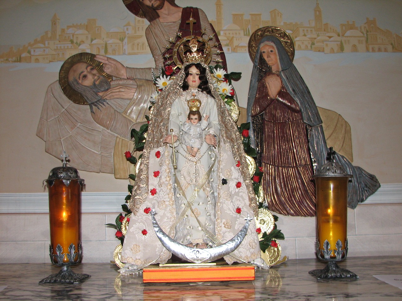 Virgen del Rocio St Victors.JPG